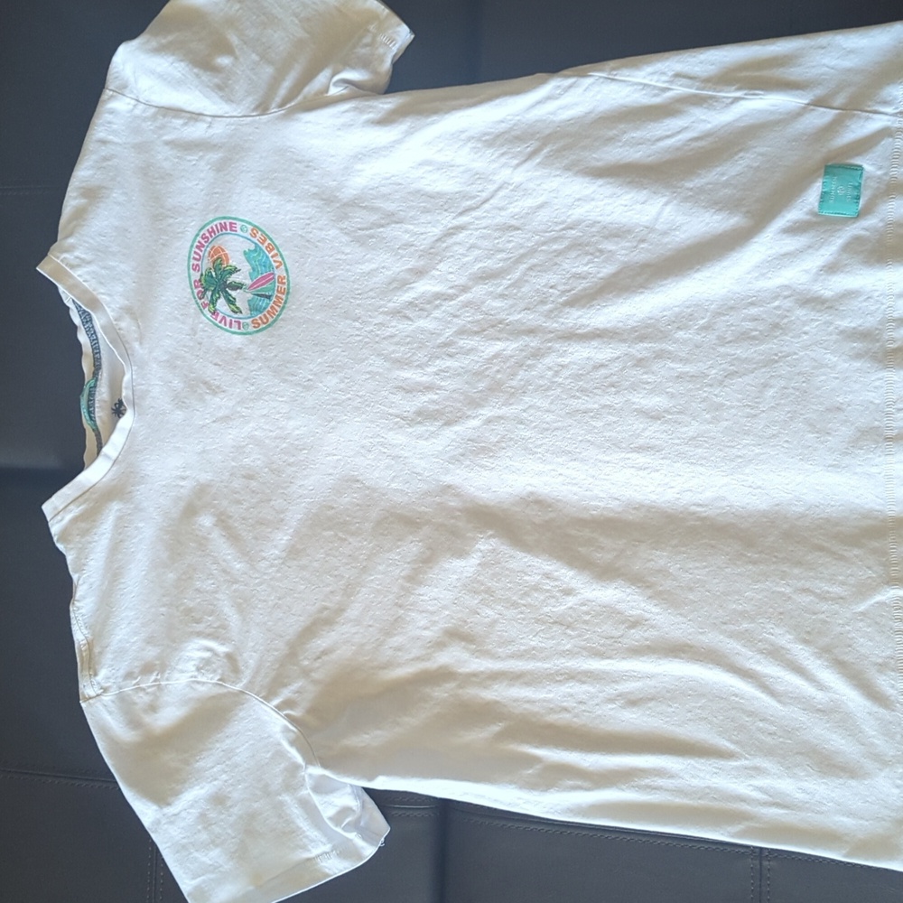 Free planet tee